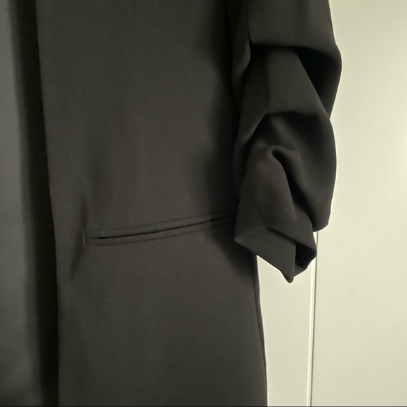 NEW H&M Black blazer - Picture 3 of 5